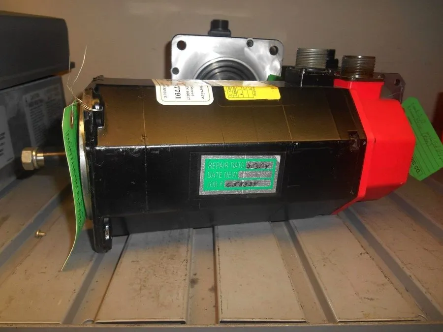 Серводвигатель GE FANUC A06B-0512-B004 AC SERVO MOTOR