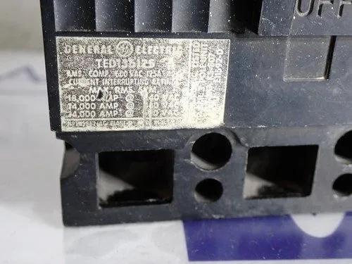 Автоматический выключатель GE TED136125 3 pole 125 amp 14kA@480v TED Circuit Bre — фото лота 1