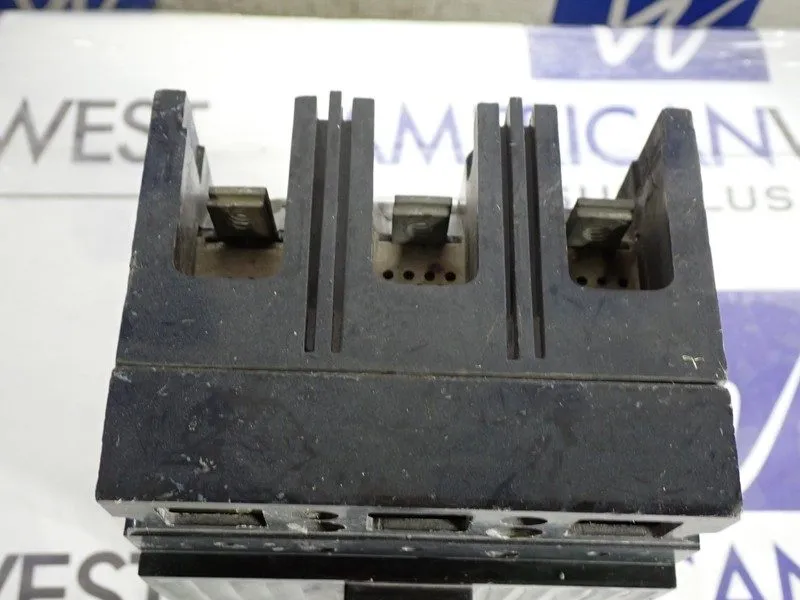 Автоматический выключатель GE TED136125 3 pole 125 amp 14kA@480v TED Circuit Bre — фото лота 2