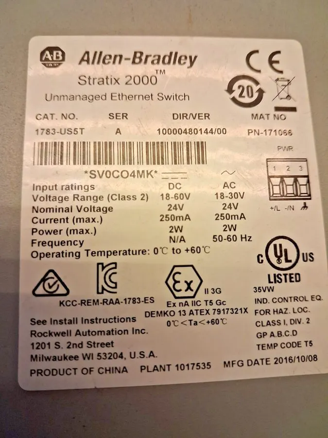 Коммутатор Allen-Bradley 1783-US5T SER A Stratix 2000 Ethernet Switch 5 Pt