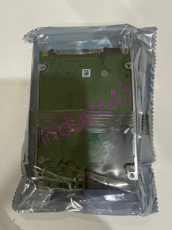 Жёсткий диск Seagate ST600MM0099 600GB 10K RPM 12GB/S SAS 2.5" HDD HARD DRIVE