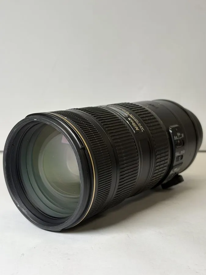 Объектив Nikon AF-S NIKKOR 70-200mm f/2.8G ED VR Nikon F Lens w/ HB-48 Hood