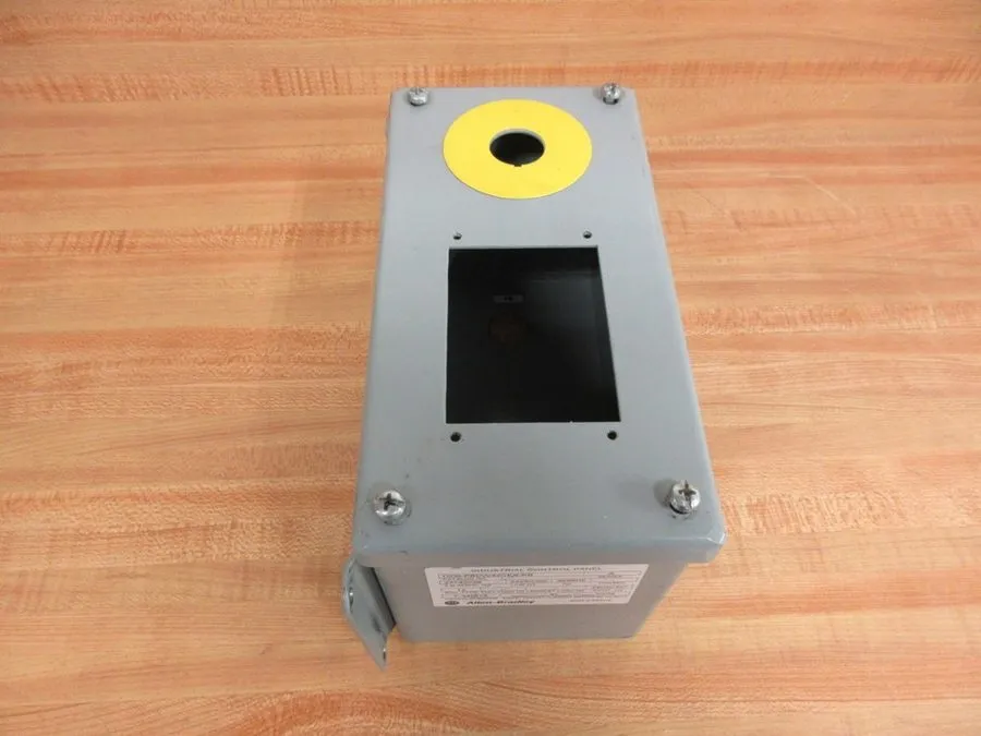 Монтажный шкаф Hoffman E3PBX/SPL Panel Accessory Enclosure
