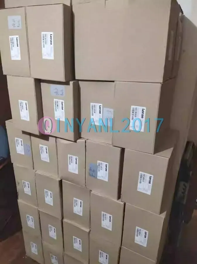 Сервопривод Lenze EVS9321-ET Inverter Servo Drive