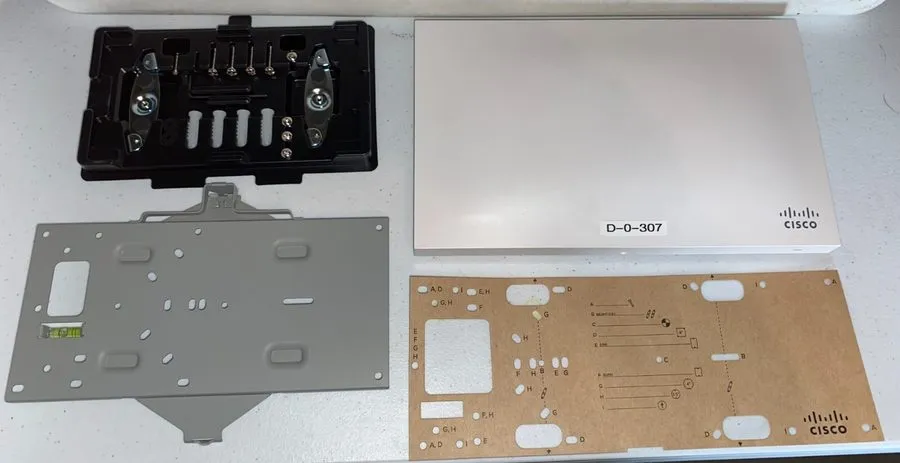 Точка доступа Wi-Fi Cisco Meraki MR42 WiFi 6 Indoor Wireless Access Point UNCLAI