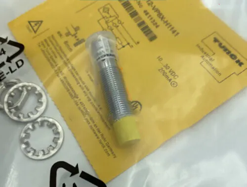 Датчик приближения TURCK Ni8-M12-VP6X-H1141 Proximity Switch Sensor