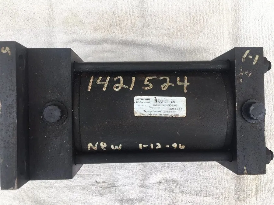 Пневмоцилиндр Remanufactured Parker Pneumatic Cylinder Ser 2A 05.00 CJ2AUS19AC 5
