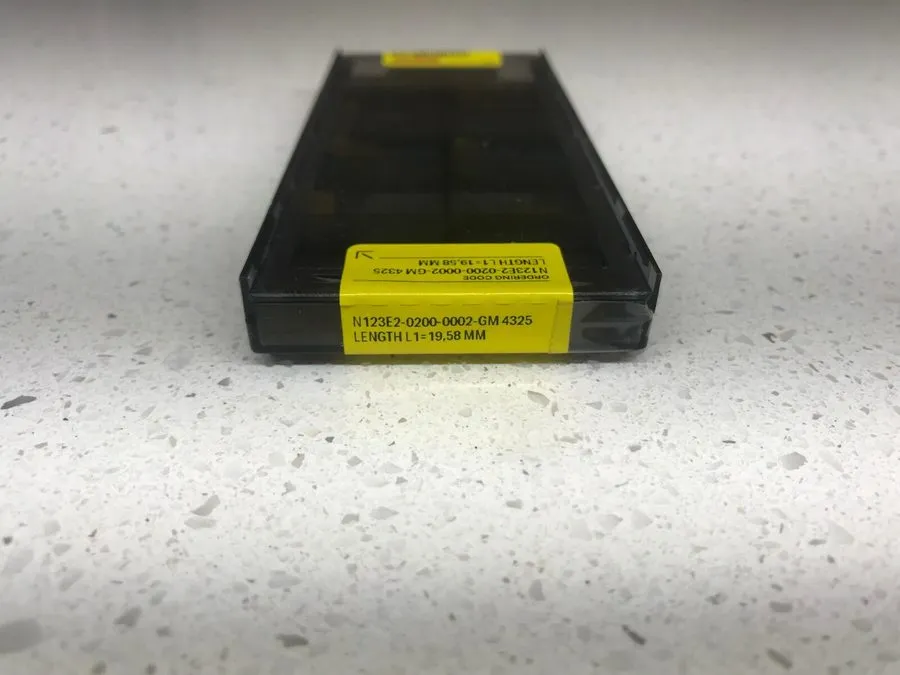 Режущий инструмент N123E2 0239-0002 GM 1125 SANDVIK INSERT Authentic
