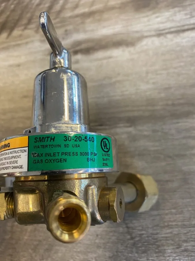 Трубопроводная арматура Smith 30-20-540 Oxygen Welding Compressed Gas Regulator 
