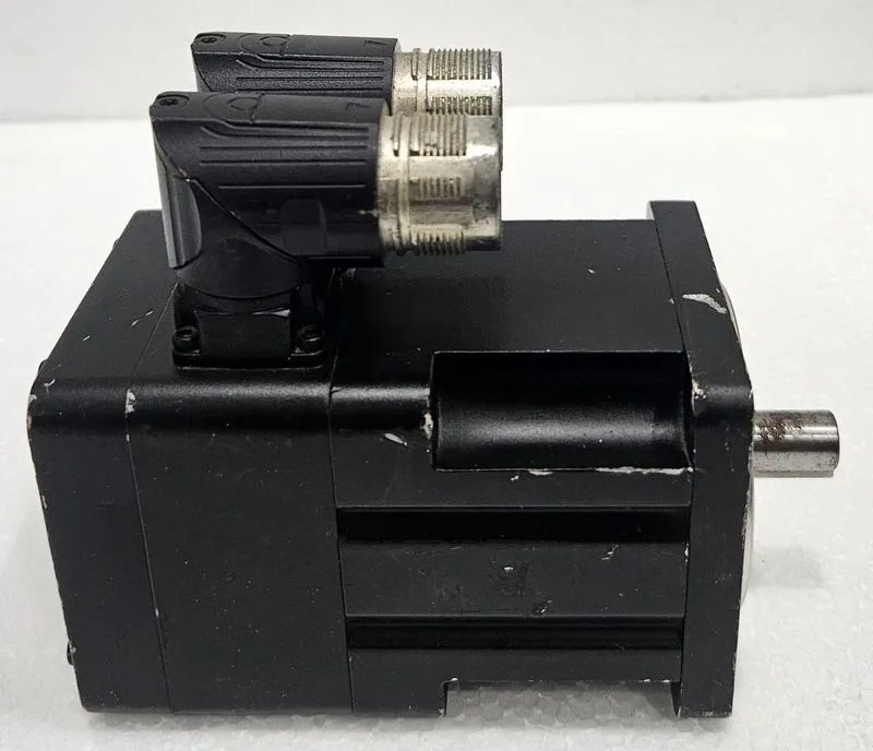 Серводвигатель Allen Bradley MPL-B210V-VJ72AA Servo Motor 460v, 8000 RPM