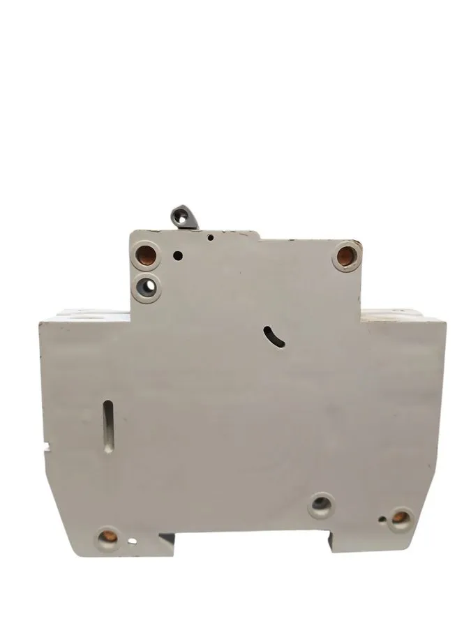 Автоматический выключатель Allen Bradley 1492-SP1C100 Ser C 10 AMP Circuit Break — фото лота 2