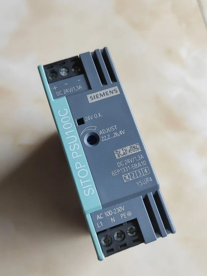 Блок питания SIEMENS 6EP1331-5BA10 SITOP 24 VDC 1.3A POWER SUPPLY
