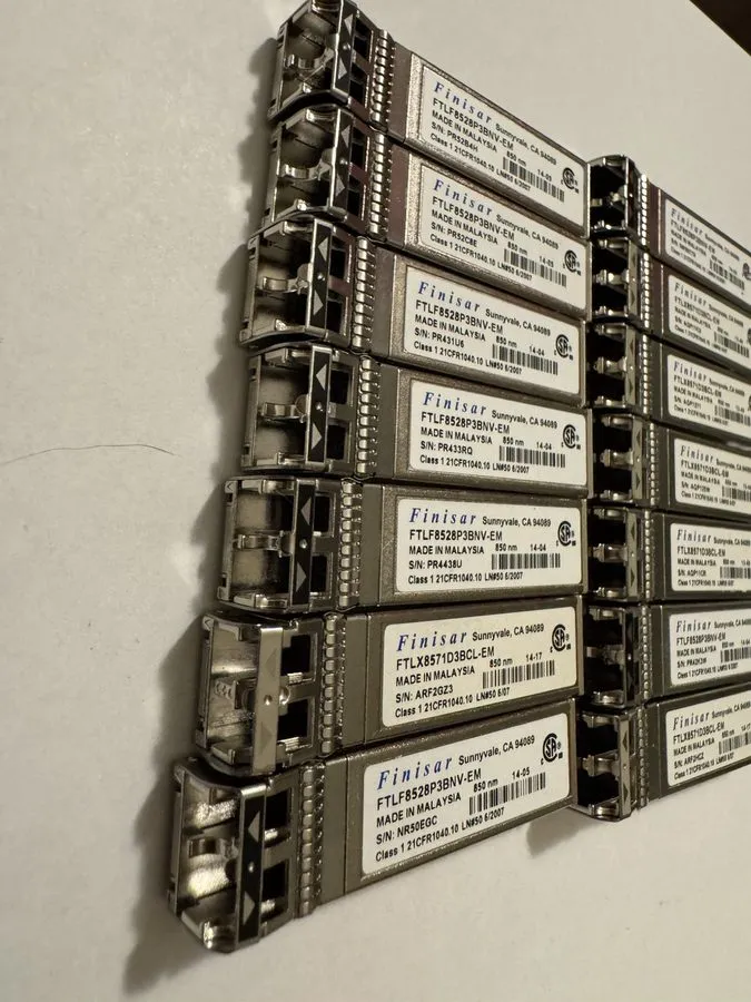 Трансивер FINISAR 4Gb/s SFP+ Transceiver Grade B FTL8528P2BNV-EM