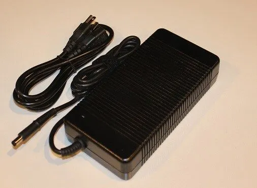 Монитор HP EliteDisplay E243d Docking Monitor power supply ac adapter cord cable