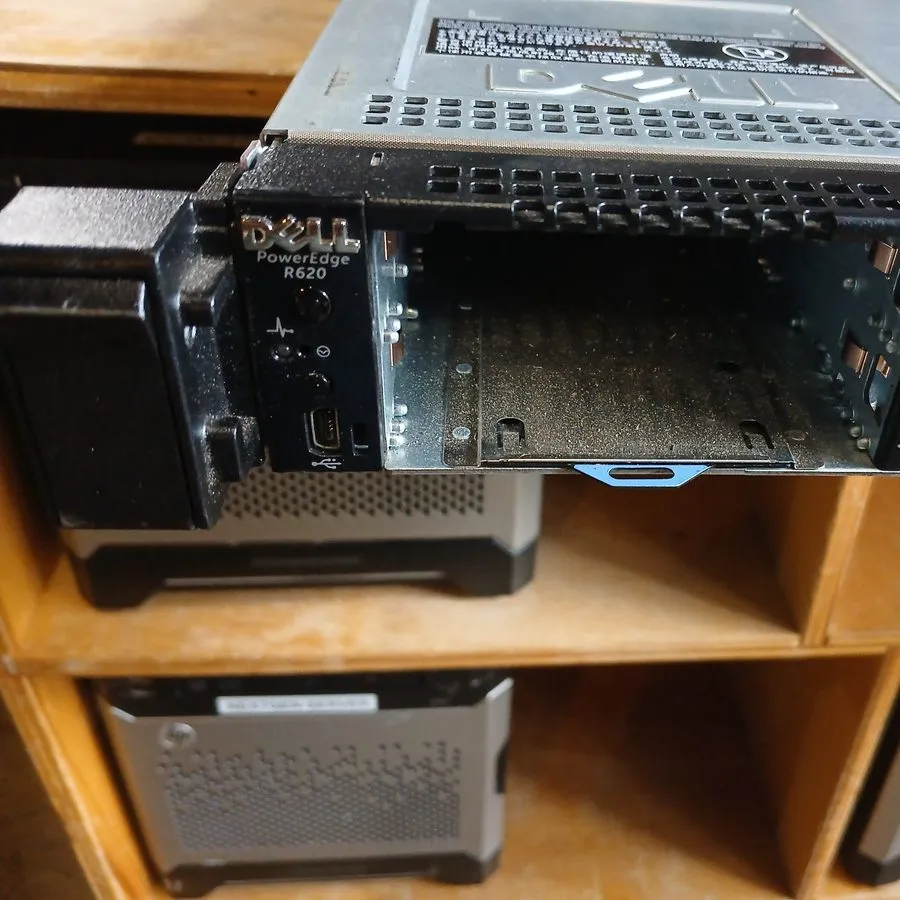 Процессор Dell PowerEdge R620