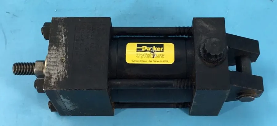 Пневмоцилиндр PARKER Cylinders 250PSI PNEUMATIC CYLINDER 02.00 BB2A US14A 1.500