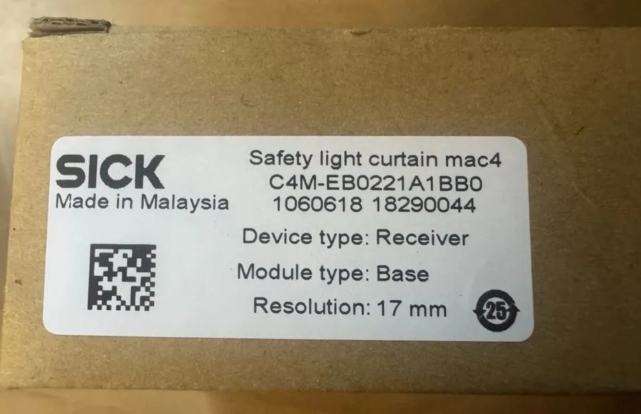 Световая завеса SICK C4M-EB0221A1BB0 1060618 SAFETY LIGHT CURTAIN MAC4 Shipping — фото лота 2