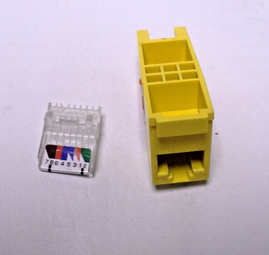 СХД Panduit Cat 5 Jack CJ588BYL Yellow Phone Data Mini-Com RJ45 — фото лота 2