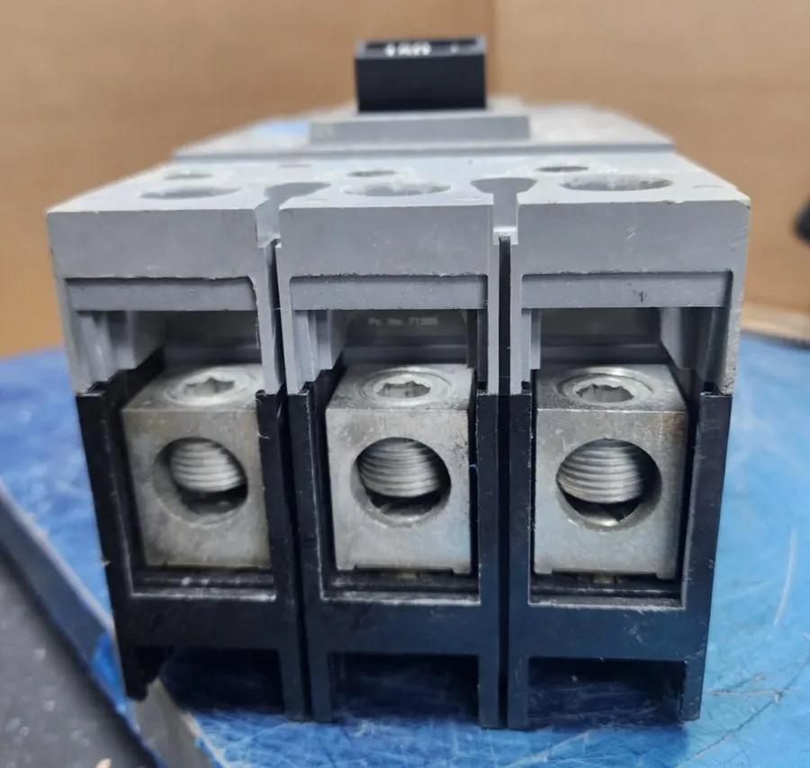 Автоматический выключатель Sentron Series Siemens FXD63B150 150 Amp 600Vac 3 Pol