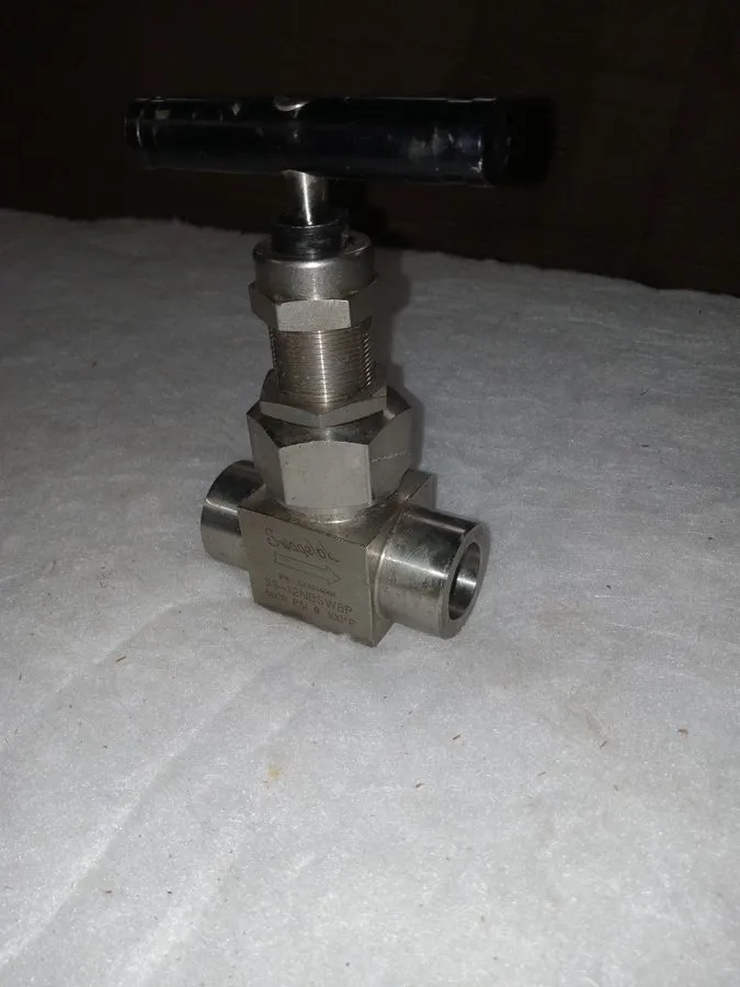Клапан SWAGELOK PRESSURE STAINLESS STEEL VALVE SS-12NBSW8P 6000 PSI 3/4"