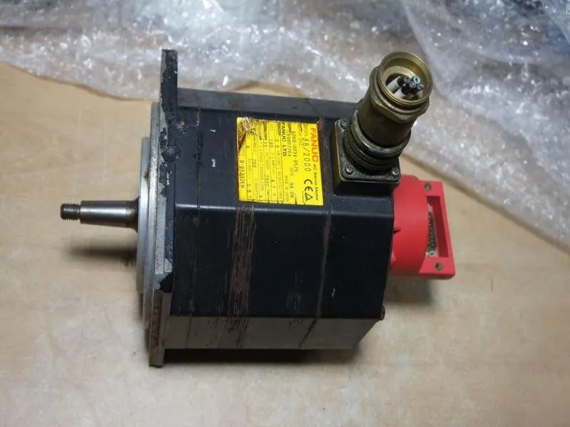 Серводвигатель FANUC A06B-0034-B575 beta6/2000 AC Servo Motor 0.9kW 6Nm 2000rpm 