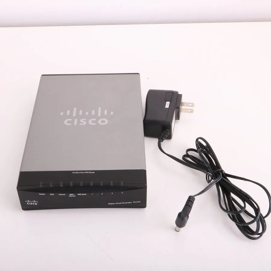 Маршрутизатор Cisco RV042 4-Port 10/100 Wired Router With Power Supply