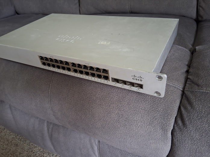 Коммутатор Cisco Meraki MS220-24P 24-Port PoE Gigabit Managed Switch Rackmount G