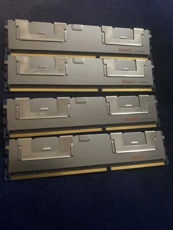 Модуль памяти Hynix 8GB 2RX4 PC3-8500R DDR3 RAM HMT31GR7BFR4C-G7 Server RAM
