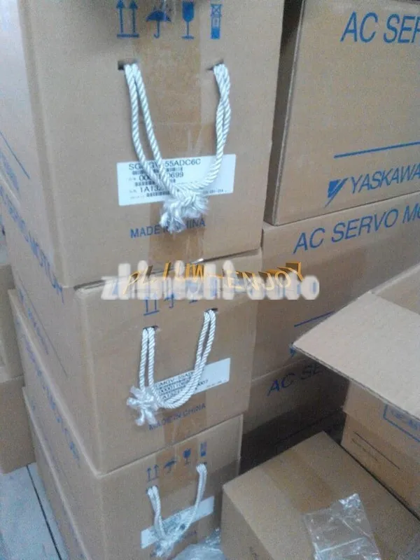 Сервопривод Yaskawa SGDV-590A11A Servo Driver