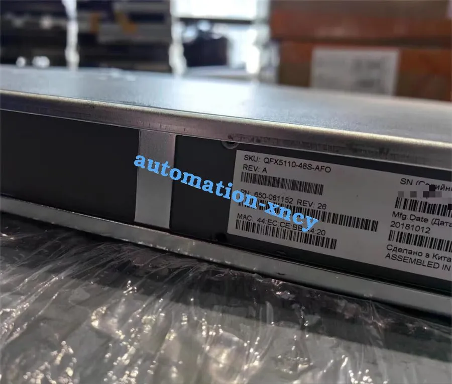 Коммутатор Juniper QFX5110-48S-AFO Switch 48x SFP+ & 4x QSFP28 40/100GbE Dual AC