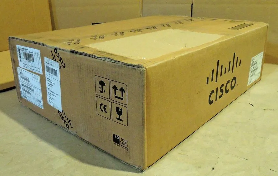 Коммутатор Cisco WS-C3560V2-48PS-S Catalyst 3560 V2 48-Port PoE Switch 4x SFP