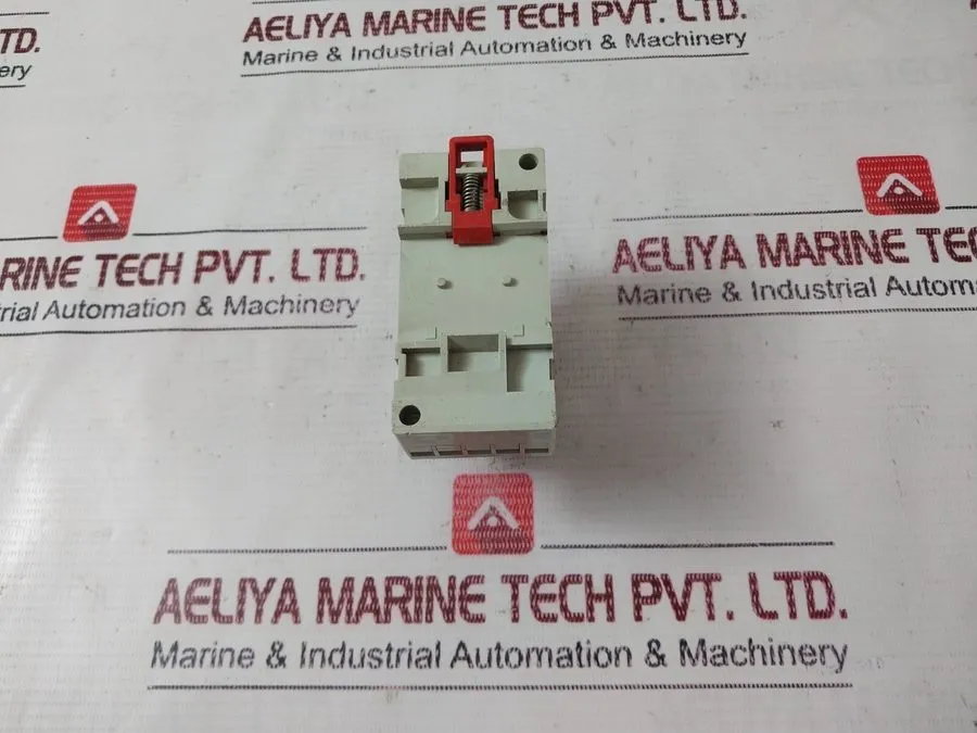 Реле защиты TELEMECANIQUE LT2-SE00M PTC THERMISTOR PROTECTION RELAY 220/240V AC