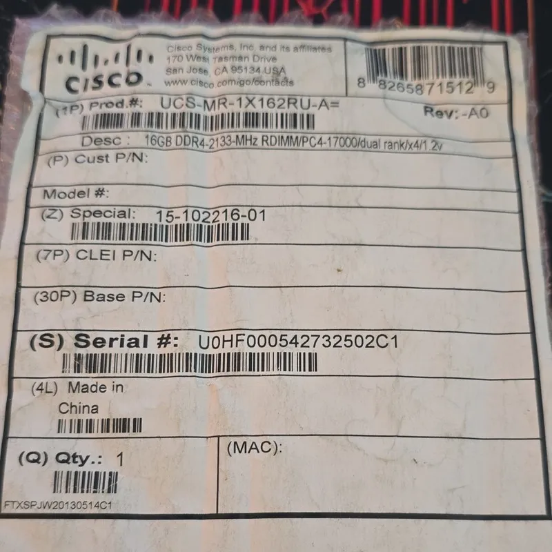 Модуль памяти Cisco 16GB DDR4 PC4-2133P ECC Registered RDIMM 288-Pin UCS-MR-1X16