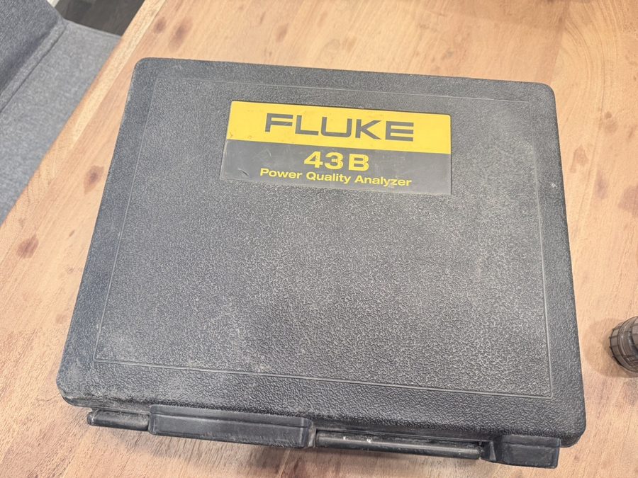 Анализатор Fluke 43B Power Quality Analyzer/UPS