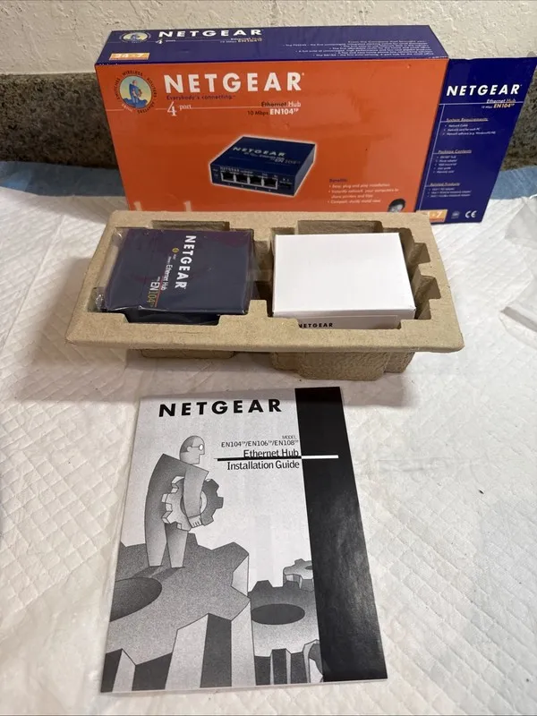 Коммутатор Netgear EN104TP Four Port Ethernet Hub 10Mbps