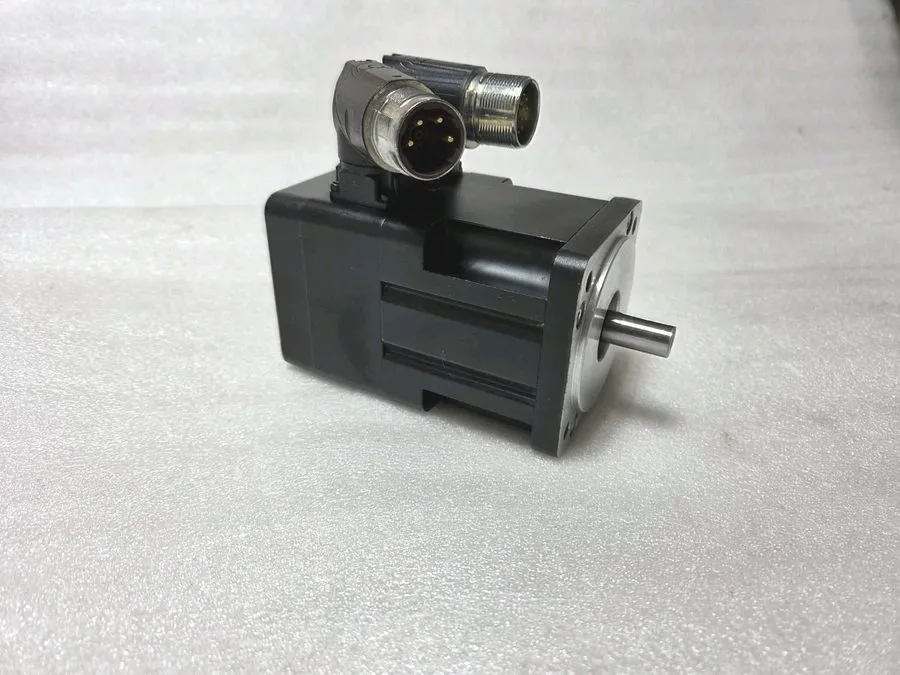 Серводвигатель Allen Bradley MPL-B210V-VJ72AA Servo Motor 460v, 8000 RPM
