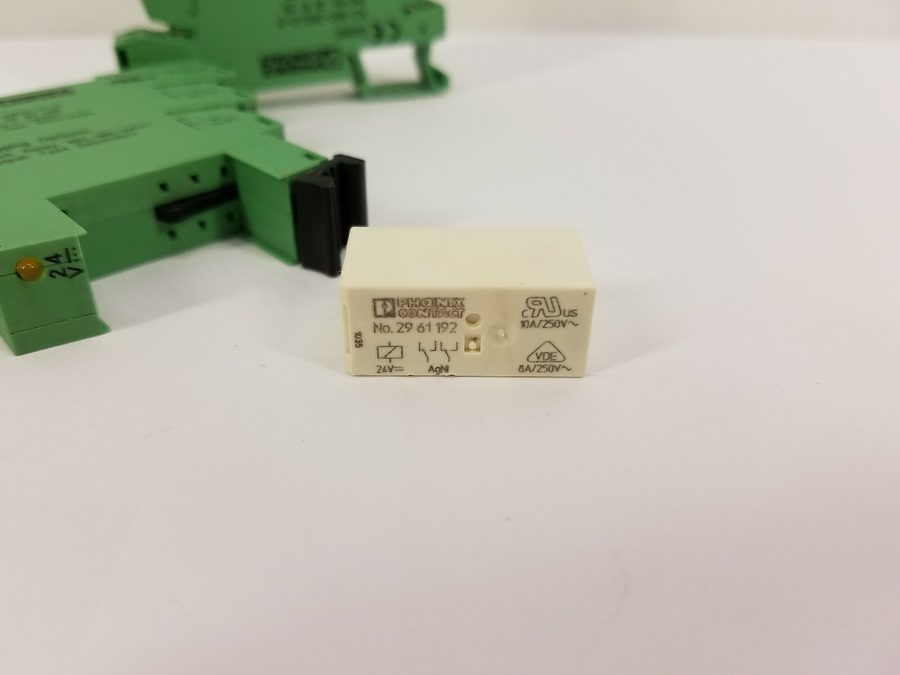 Фото лота PLC-BSC-24DC/21-21 от продавца №12104