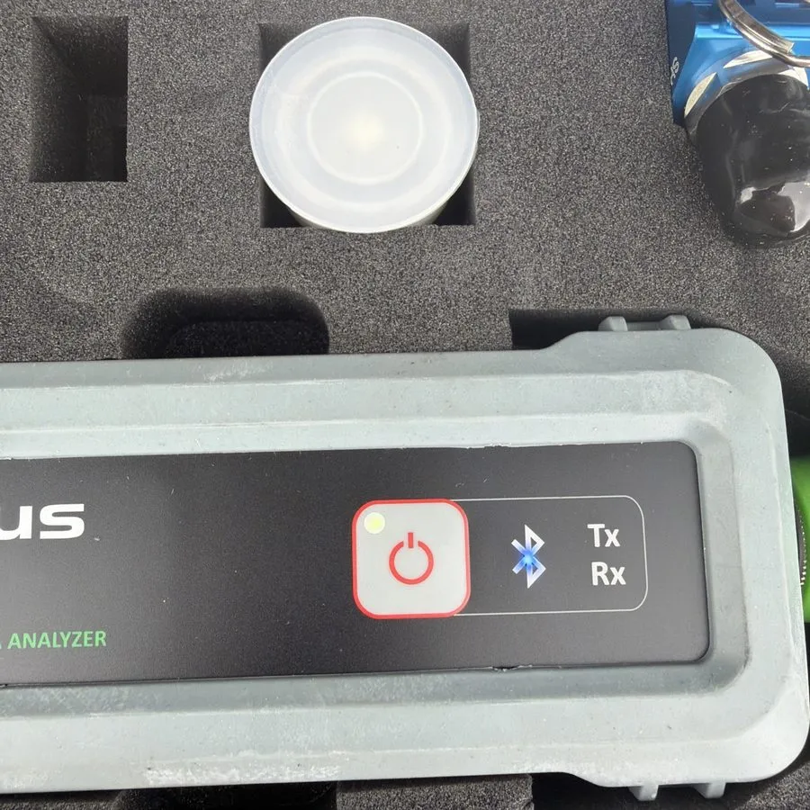Антенна Kaelus IVA-0627A Cable & Antenna Analyzer Kit, 694-2700 MHz, No Options