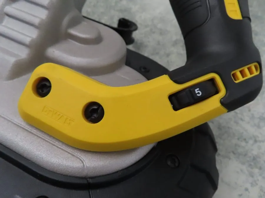 Оборудование ЧПУ DeWALT DCS374B 20V MAX XR® Cordless Brushless Deep Cut Band Saw