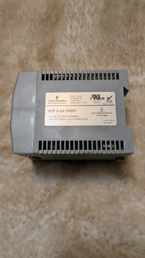 Блок питания SolaHD SDP 4-24-100RT SDP Series DIN Rail Power Supply 24V DC 4.2A 