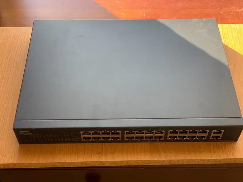 Коммутатор Dell PowerConnect 2324 24-Port Gigabit Rackmount Switch Unmanaged RJ-