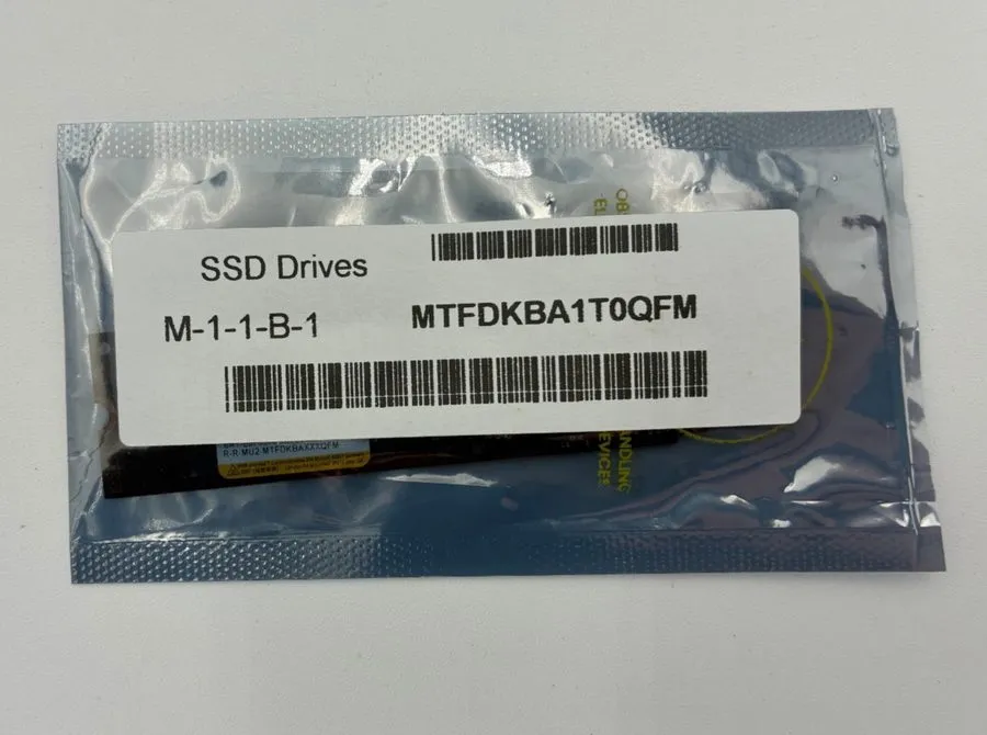 SSD-накопитель Micron MTFDKBA1T0QFM 2400E 1TB PCIe NVMe Gen4x4 SSD Drive