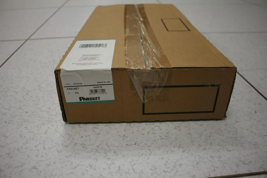 Кабель Panduit WMP1E PatchLink 2U Horizontal Double Sided Cable Manager 19” Rack