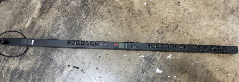 Блок розеток APC AP8959NA3 Rack PDU