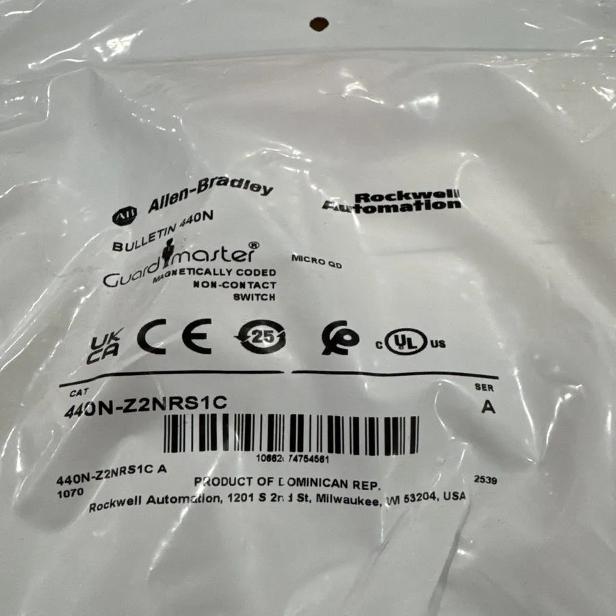 Реле безопасности Allen-Bradley 440N-Z2NRS1C Guardmaster 440N Non Contact Switch