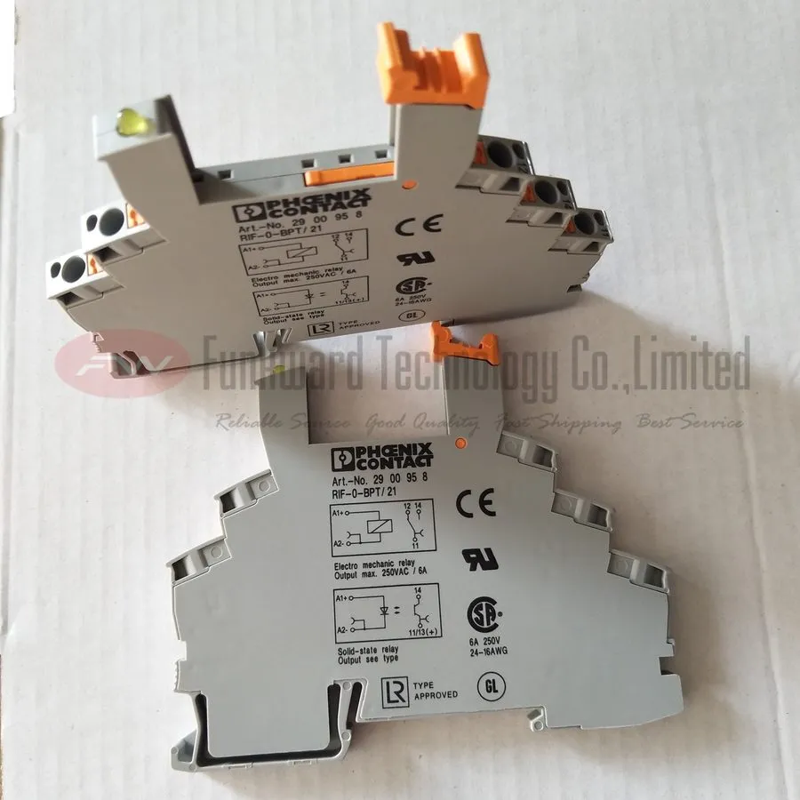 Реле PHOENIX CONTACT Relay NO.2961105 With 2900958 RIF-0-BPT/21 Socket 6A