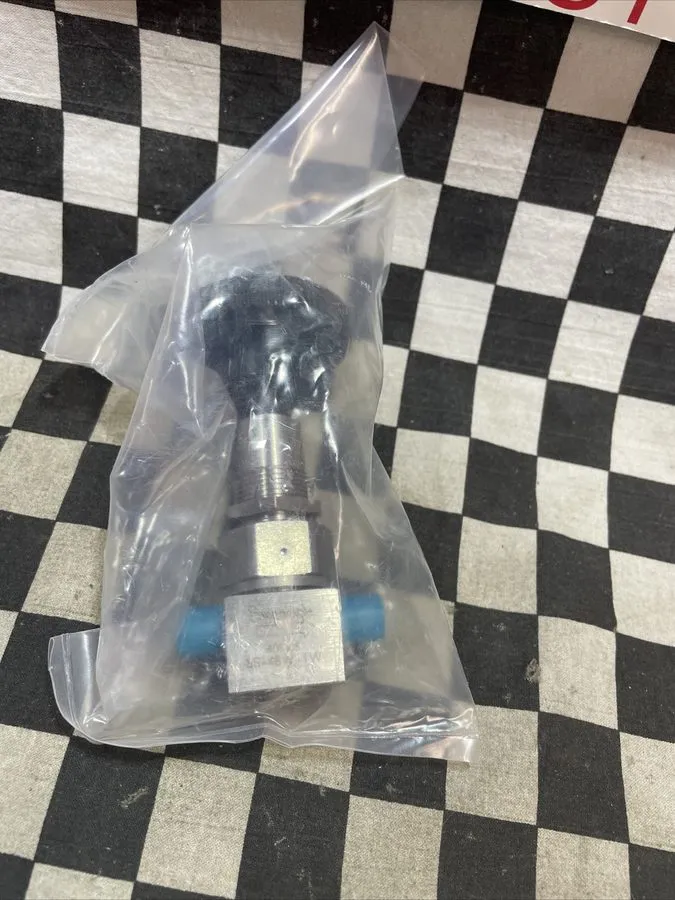 Клапан Swagelok SS-4BW-TW Bellows-Sealed Valve, 316 SS, 1/4 x 3/8 in Weld