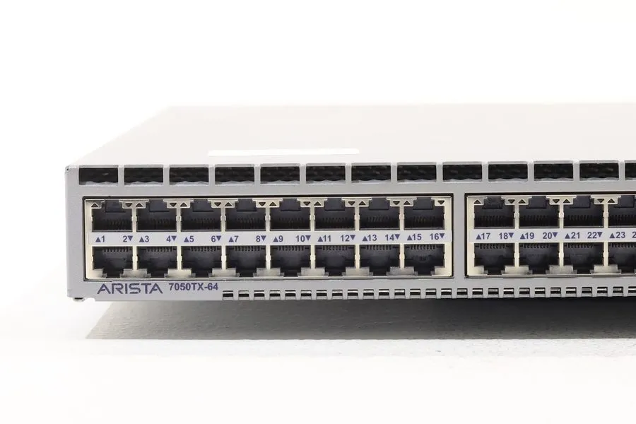 Коммутатор Arista DCS-7050TX-64 48-Port 10GbE RJ45 4-Port 40GbE QSFP Switch