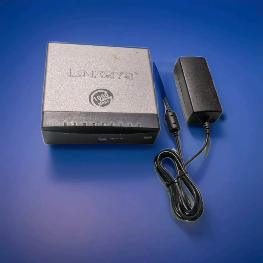 Коммутатор Cisco 8 Port 10/100/1000 Gigabit Ethernet Switch SD2008