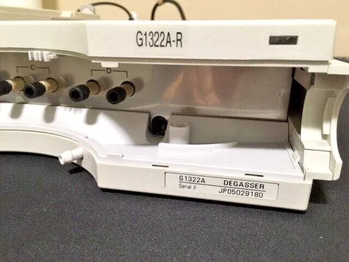 Хроматограф Agilent G1322A HPLC 4-CH Vacuum Degasser — фото лота 2